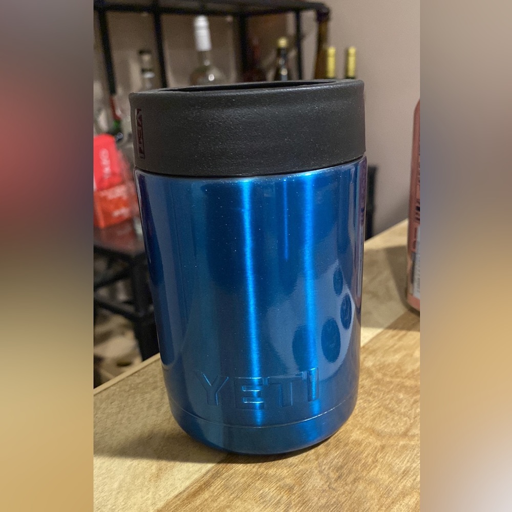 Blue YETI colster